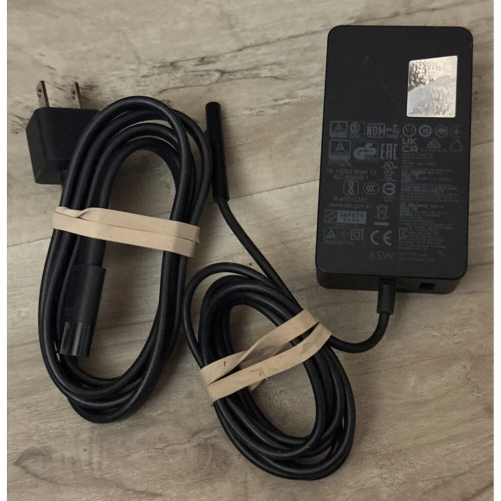 Microsoft OEM Charger Model 1706 w/ Power Cord 65W